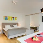 Elisabeth Garni Hotel