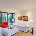 Elisabeth Garni מלון 3*