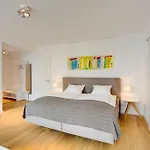 Elisabeth Garni Hotel 3*