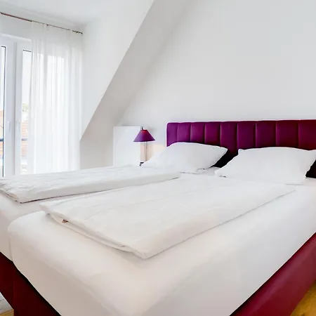 Elisabeth Garni Hotel 3*